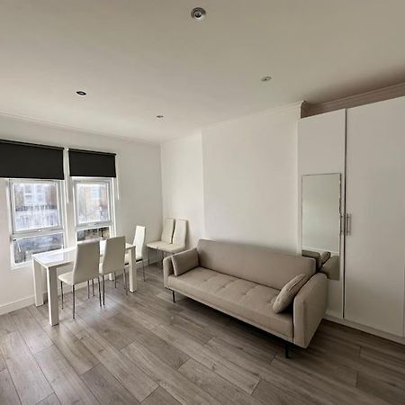 Апартаменты 3 Bed Hackney/Harringay Flat Лондон Экстерьер фото
