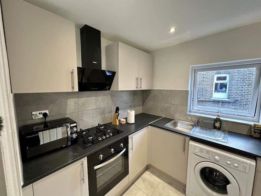 Апартаменты 3 Bed Hackney/Harringay Flat Лондон Экстерьер фото